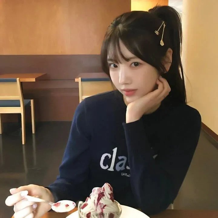 传闻中的女人 封面